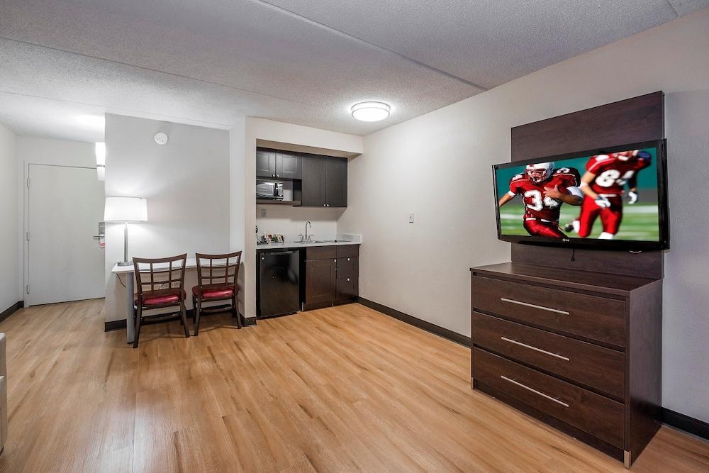 Red Roof Inn Plus+ & Suites Knoxville West - Cedar Bluff Eksteriør billede