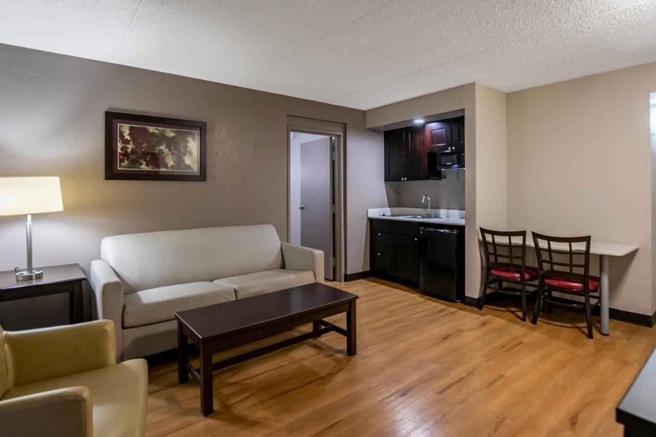 Red Roof Inn Plus+ & Suites Knoxville West - Cedar Bluff Eksteriør billede